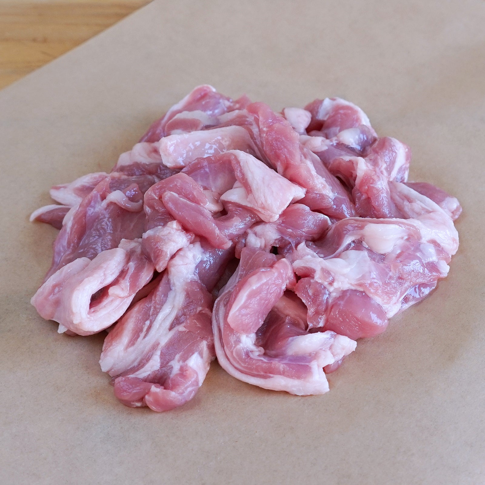 Free-Range Grass-Fed Lamb Neck Slices from Iceland (200g) - Horizon Farms