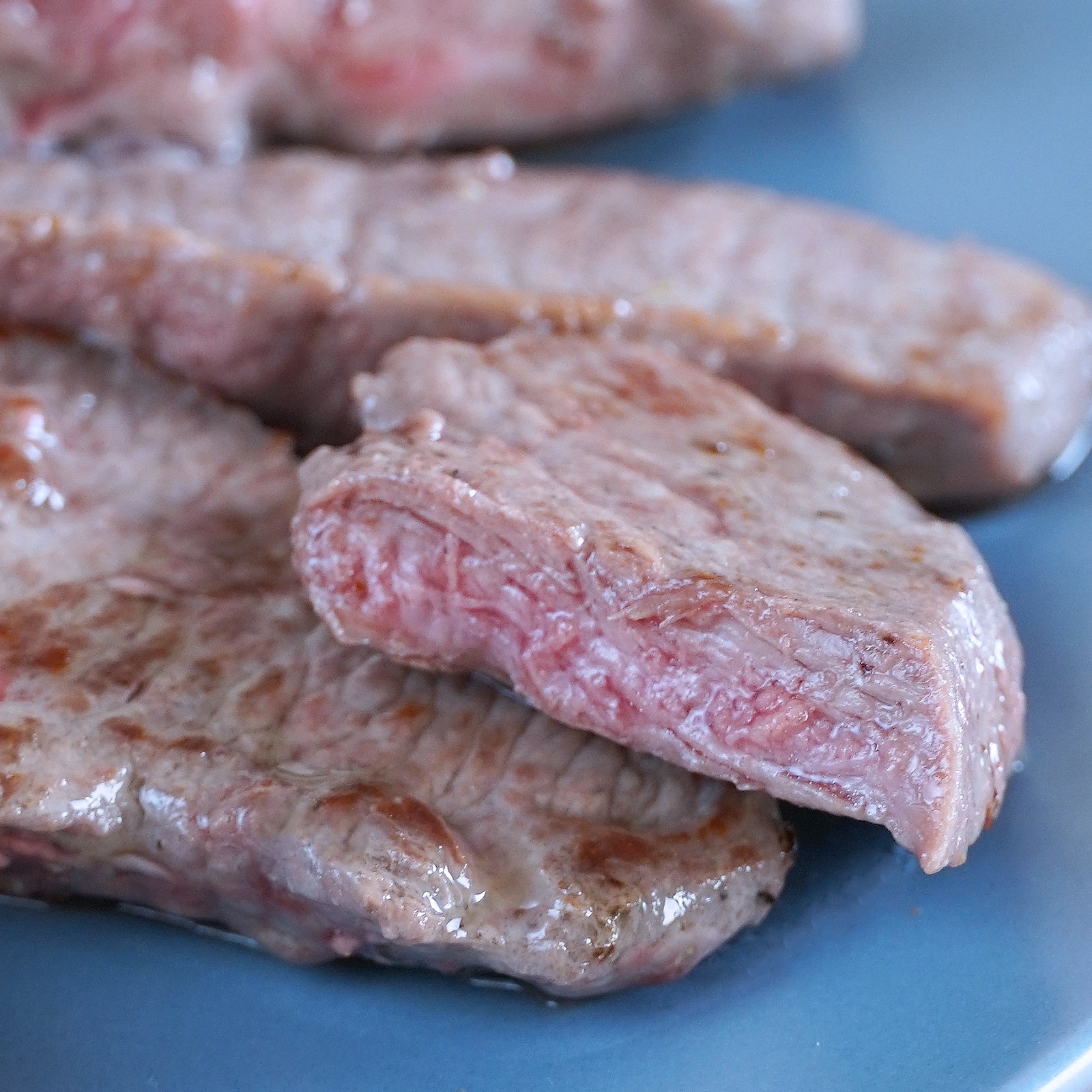 Free-Range Lamb Striploin Slices from New Zealand (300g) - Horizon Farms