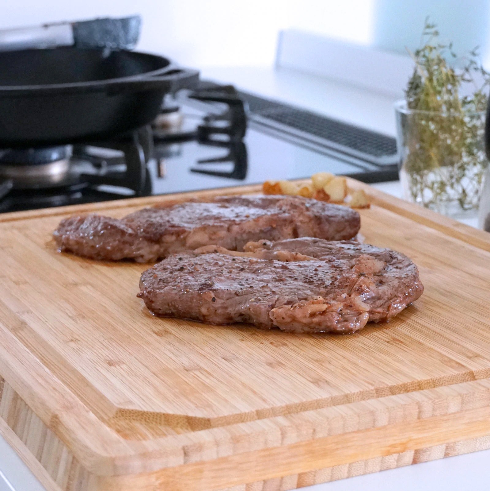 Curated Set of Grain-Fed Beef Ribeye Steaks from New Zealand (10 Steaks, 2kg) - Horizon Farms