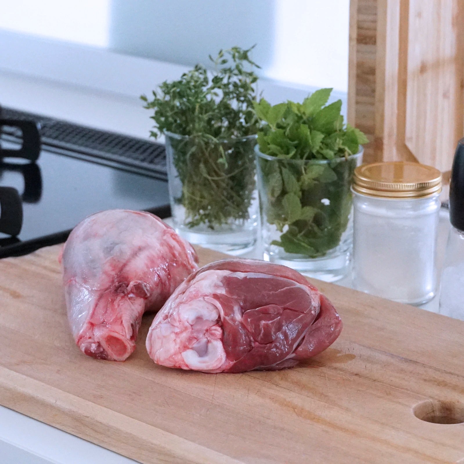 Grass-Fed Free-Range Lamb Shanks from New Zealand (600g) - Horizon Farms